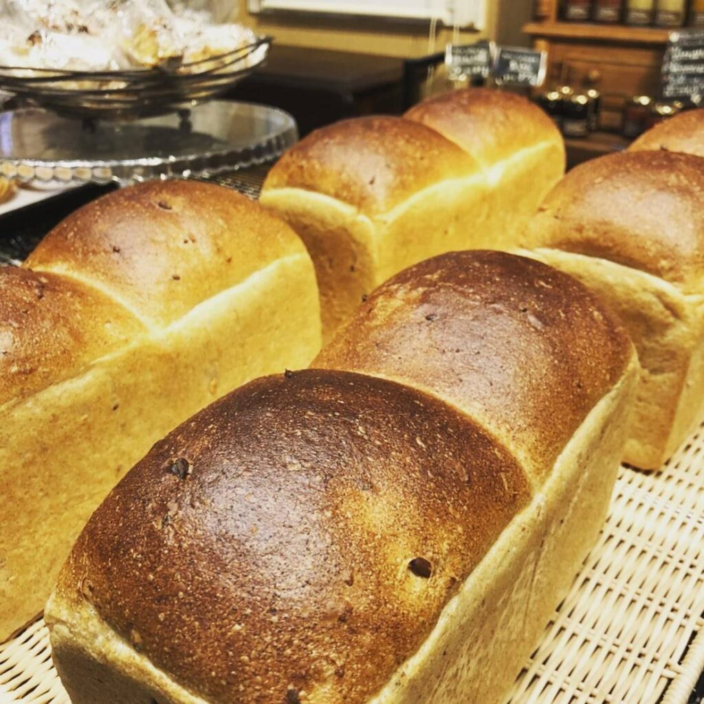 森のパン屋さんやってます ♡