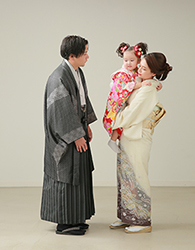 七五三　3歳　レンタル　撮影　家族和装