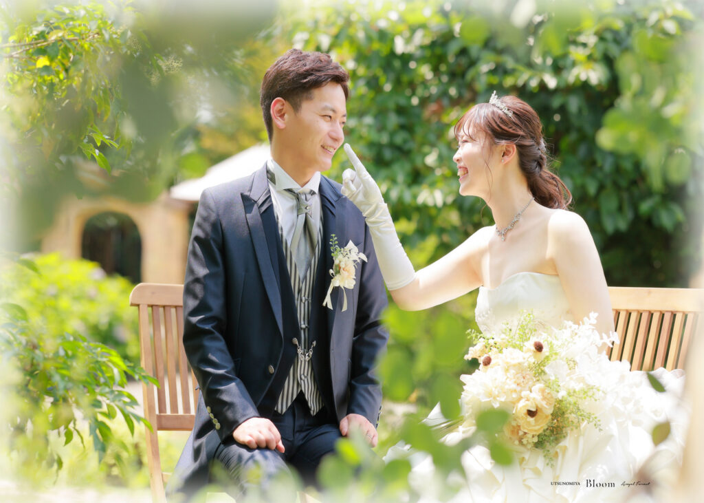 宇都宮　栃木　ウエディング　ウエディングドレス　車　ウエディングフォト　ウエディングドレス　タキシード　ヘアアレンジ