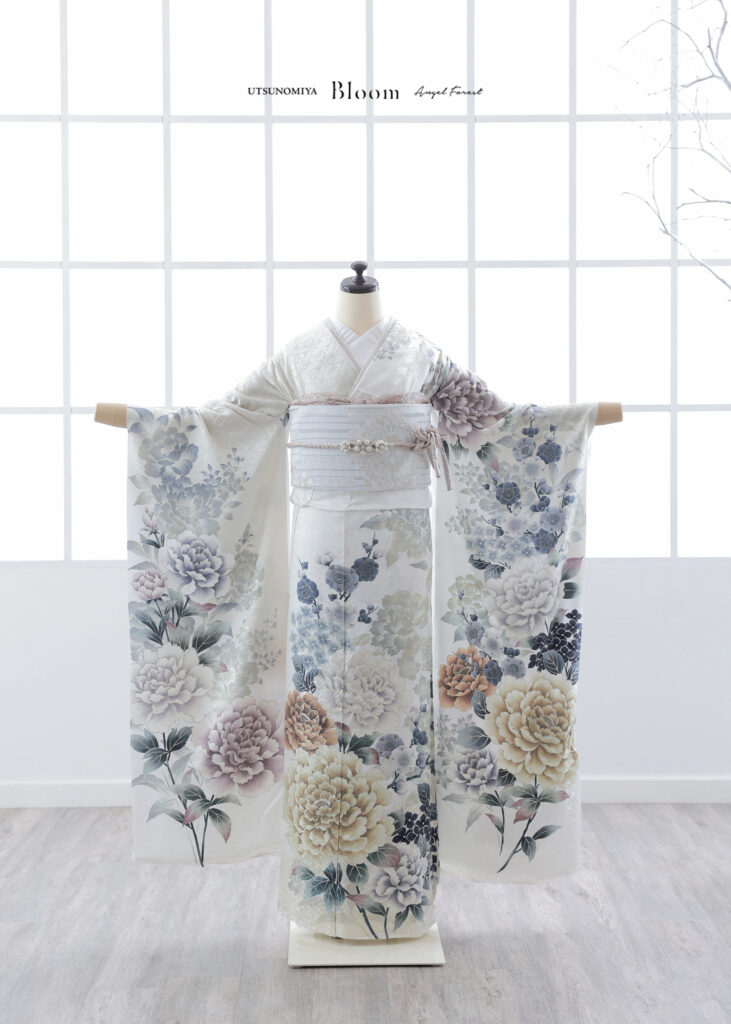 振袖新作入荷♡