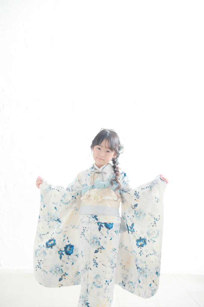 新作衣装🌟ブルーローズ白❀